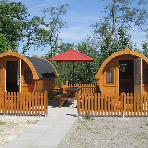 https://schlaffass-camping-gutshof-donauried.com-bavaria.com