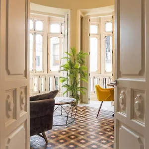 https://madeinterranea-apartments.es-andalucia.com