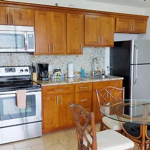  Apartment Deluxe Panoramic Mountain View - 37th Floor, Free Parking & Wifi United States