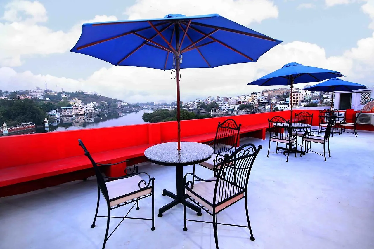 Oolala - Your Lake House In The Center Of Udaipur India